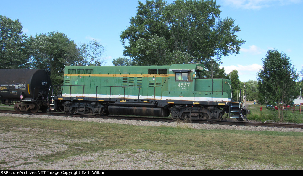 Ohio south Central Railroad (OSCR) 4537